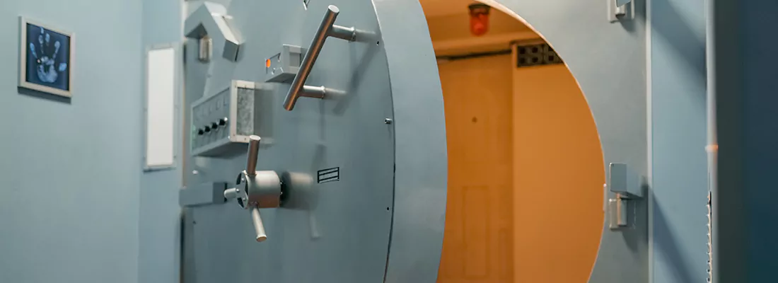Vault and Safe locksmith services in Riverview, FL